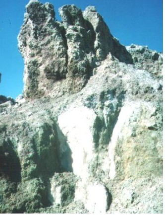 岩塩山